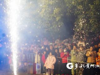 务川：“九龙闹春” 非遗盛宴点亮元宵夜