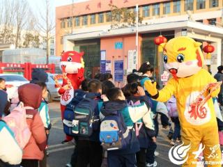 春风送暖，扬帆起航——莒县第二实验小学开学啦！