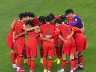 1-2！U20亚洲杯首败：国足无缘小组头名，8强赢球=进世青赛