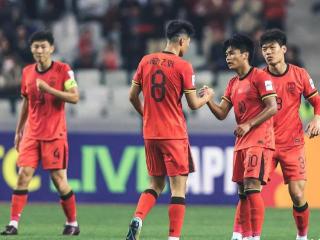 U20国足大轮换1-2输球，有3大收获！证明1人是绝对真核！