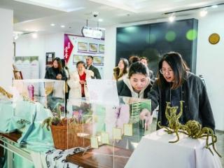 非遗手工制品展览开展