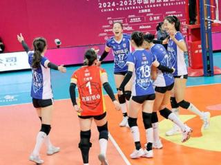 随着天津0-3上海，江苏3-0完胜辽宁，中国女排超级联赛决赛出炉！