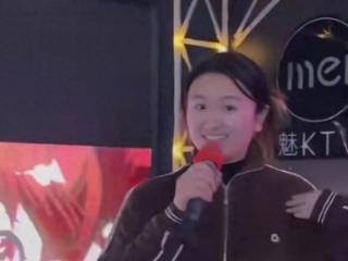 两女生KTV成功预言自己考研“上岸” 梦想成真泪目瞬间