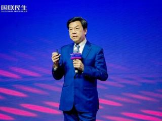 李开复：AI时代会让每个App 都比人更聪明