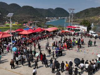 麻江县卡乌苗寨：铜鼓声声欢庆“祭鼓节”