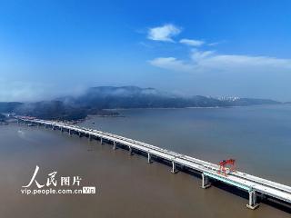 浙江温州：洞头峡跨海大桥建设有序推进