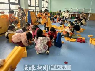 瓮安第八幼儿园关工委开展劳动实践活动