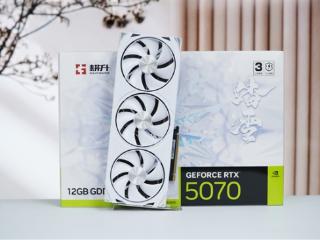 4K游戏新门槛 耕升RTX 5070踏雪OC显卡图赏