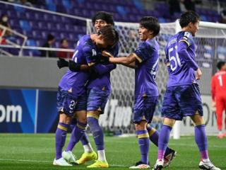 从6-1到0-3，亚冠联赛神反转！头号夺冠热门犯离谱失误，濒临淘汰