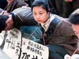 他是散打世界冠军，鞭腿力量完爆柳海龙，受坏女人蛊惑犯罪遭枪决