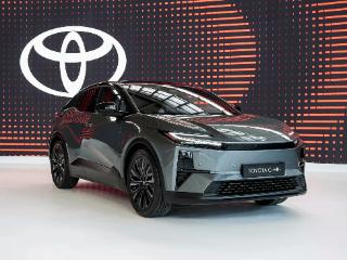 不是油改电！丰田正式发布全新纯电动SUV：C-HR+