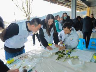 工行贵阳分行连续第16年开展“学雷锋”爱心植树活动