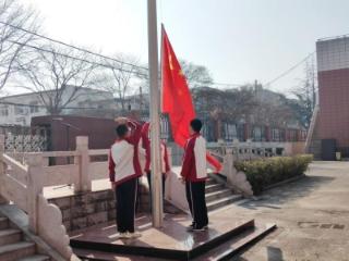 愿做小小螺丝钉——济南市鲁矿中学（莱芜一中集团校）“学雷锋”主题活动月正式启动