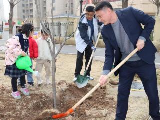 “蔷绽棠开，玺城添彩”—山水泉城·玺城植树节与您共赴春日之约