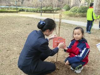 日照银行济南济阳支行党支部举办“我在济阳有棵树”植树节主题活动