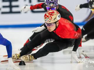 刘少昂夺得短道速滑世锦赛男子1500米铜牌