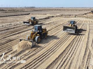 甘肃民乐：高标准农田建设正酣