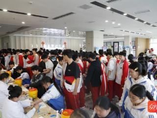 专业！ 高效！ 温情！德江人民医院为6000多名高考学子健康护航