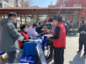 济南市莱芜区凤城街道开展“友爱互助 共筑和谐社区”口腔义诊便民志愿服务活动