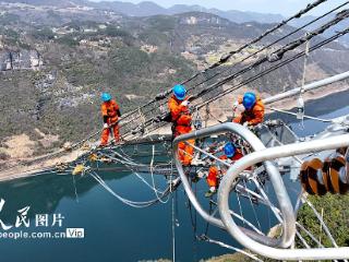 宁夏至湖南±800千伏特高压直流输电线路工程架线施工