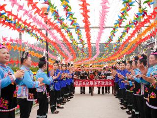 贵州剑河：油菜花开春意浓