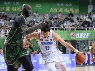 北京101-98战胜南京 球员评价：4人优秀，4人及格，4人崩盘