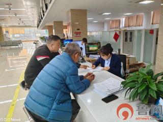 薛城区行政审批服务局：部门联合加速审批 筑牢校车安全屏障