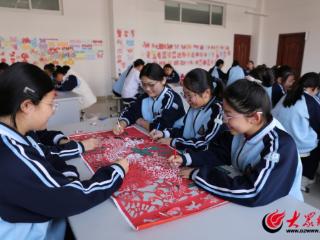 垦利区第二实验中学“智雅课程”让学生“动起来”