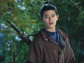《无忧渡》里他比任嘉伦还出挑，演完谭松韵哥哥又演宋祖儿哥哥