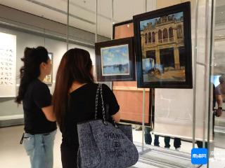 “中国海南·新加坡艺术交流展”海口开幕 展出百余件精品