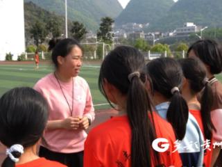 袁德玉：千里支教育桃李 书写教育山海情