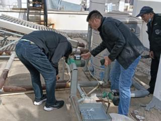南苑街道凤翔社区开展“排查太阳能噪音 为生活降噪”活动