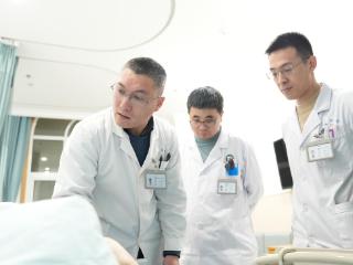 烟台毓璜顶医院莱山院区：微创技术突破高龄复杂骨伤治疗“禁区”