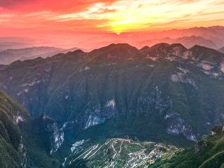 渝见好“村”光 | 霞映千山：巫山县竹贤乡下庄村