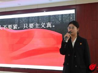 德城区两单位联合开展“红马扎·面对面”红色文化宣讲活动