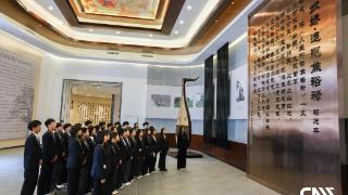 焦桐作弦奏华章 匠心传承谱新篇—郑州工商学院兰考学院探访“音乐小镇”产业振兴密码