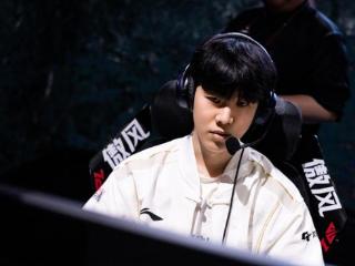 theshy被呼吸单杀！IG惨遭2连败，再次不敌WBG！粉丝怒斥：神人BP