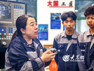 烟汽职院“校园工匠”①刘凤景：把每一位职教学生都培养成才