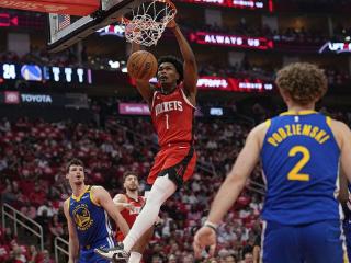 NBA季后赛：火箭先发101分拒勇士逆转2-3 阿门25+5断3帽库里13分