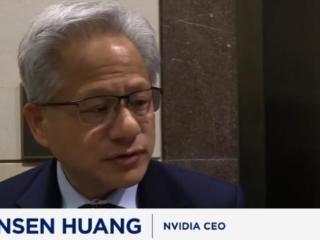 英伟达CEO：中国在AI领域并不落后于美国