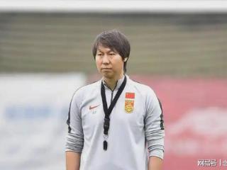 李铁痴心妄想！专家：法律早有明确规定 国足外教受贿也得判刑