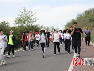 邯郸市复兴区举行“千人万步游复兴”健步行活动