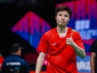 中国队2:0！石宇奇打崩对手！苏迪曼杯1/4决赛
