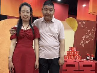 网红“延边刺客”刘总订婚！夫妻长相太般配，曝相处细节好幸福