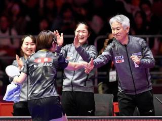 前日乒女队主教练获导师奖：全都是因为遇到了优秀的选手们
