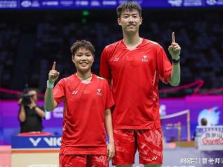 3比0，8战全胜！国羽16度挺进决赛，陈雨菲逆境翻盘，怒吼庆祝