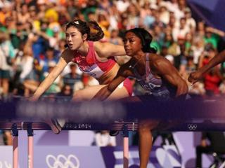 上海站吴艳妮12秒96赛季首破13秒 排名亚洲第四与世界最快差0.79秒