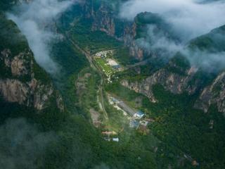 奋斗者小时光面馆，与新时代主旋律成共鸣，最美山庄又添文化地标
