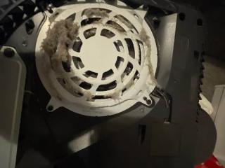 有玩家PS5主机灰多到像羊毛开会！你有多久没清理了?