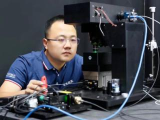 刘洋：科技教育浪潮中的领航舵手